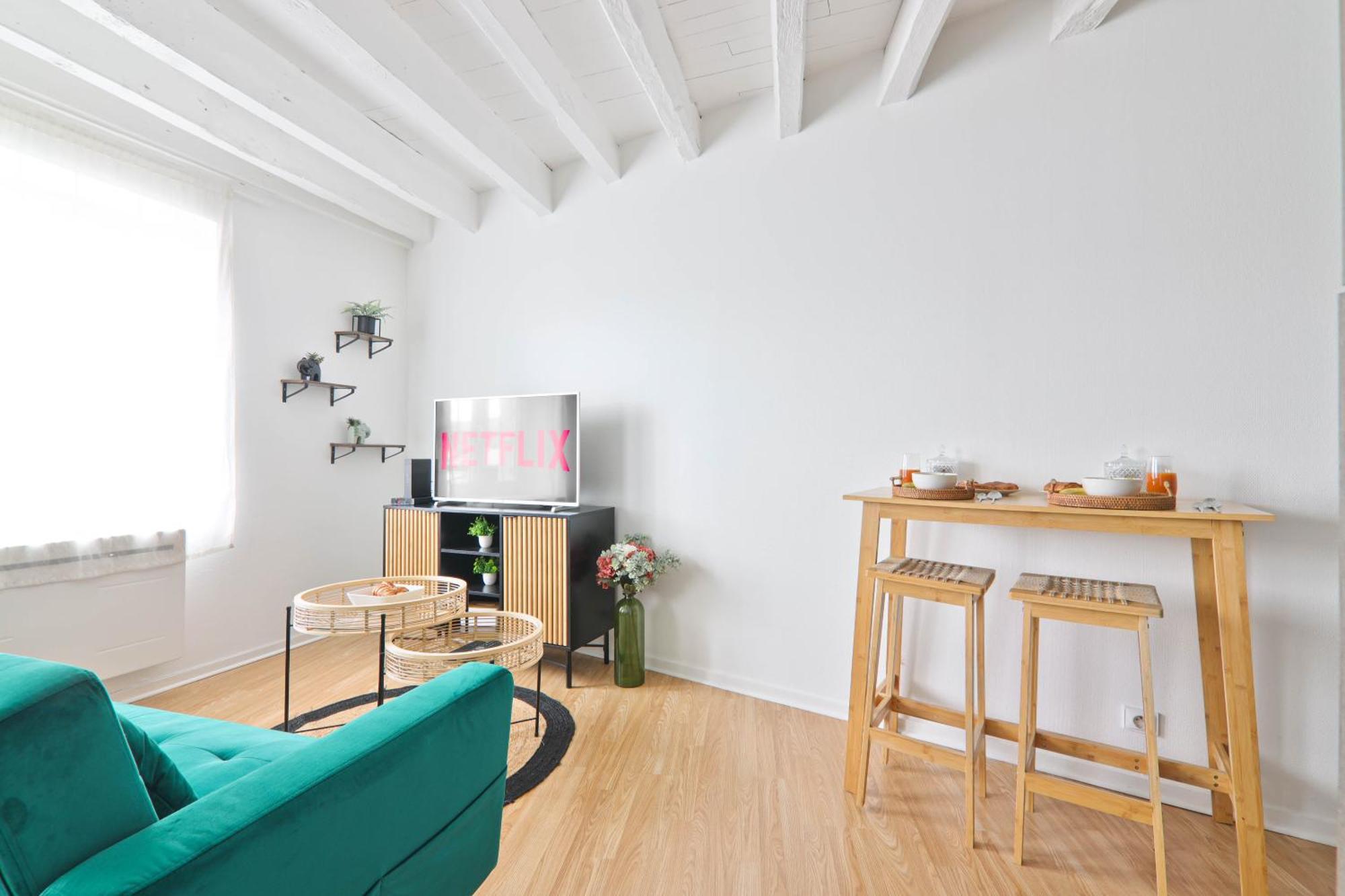 Apartment Chaleureux A Etampes, France Etampes